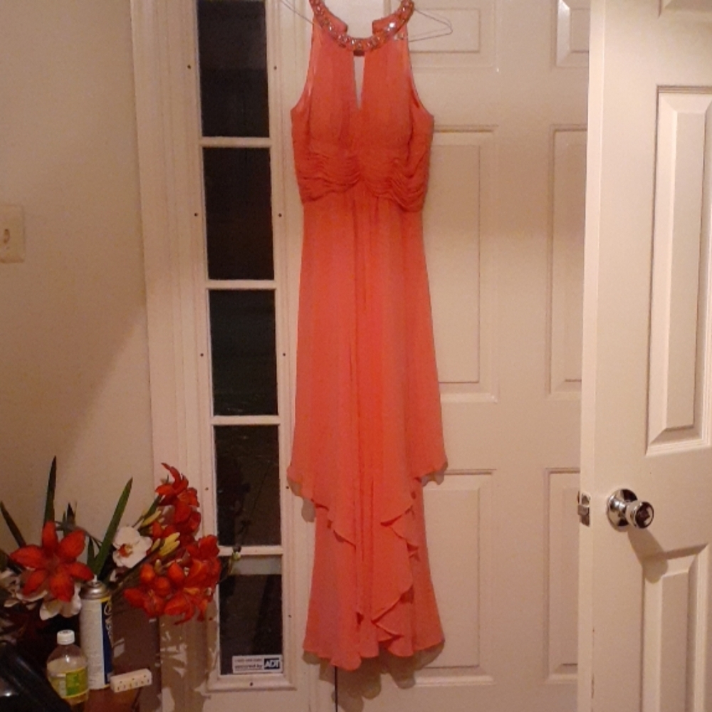 ELIZA J NEW YORK HOMECOMING DRESS/GOWN